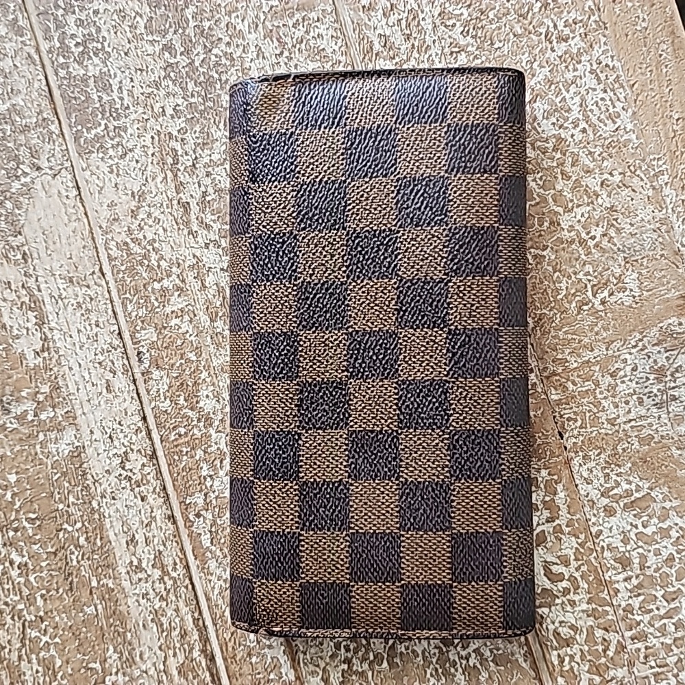 Louis Vuitton Damier Ebene Wallet - Picture 3 of 17